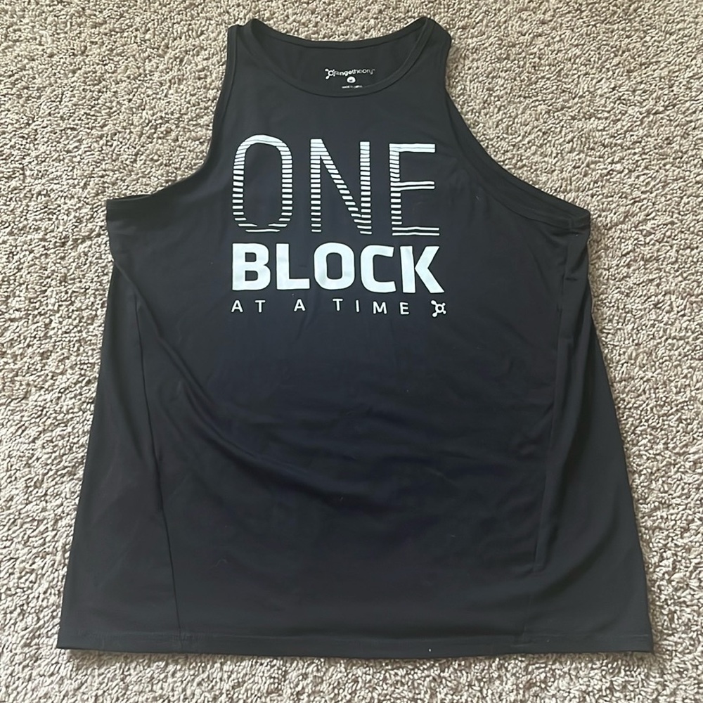 Orangetheory tank top size medium